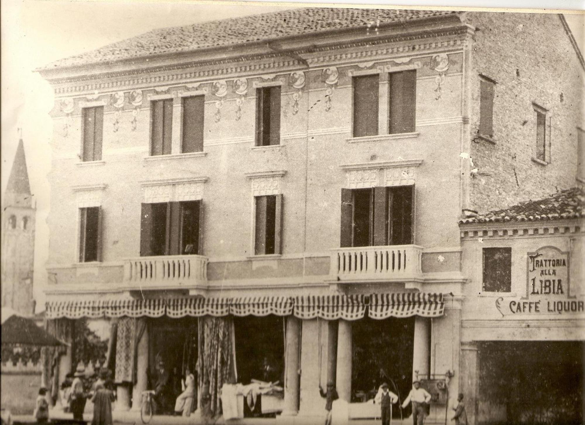 Albergo Ristorante Leon D'Oro نوفينتا دي بْيافي المظهر الخارجي الصورة